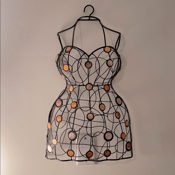 Wall art 👗 - Picture 1 of 9